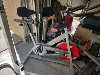 Sunny Health & Fitness Indoor Cycling Bike