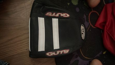 Guts seat 100%🧼🧼 brand new it js didn’t  fit