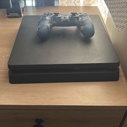 PS4 Slim