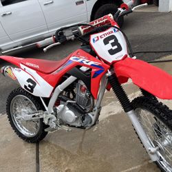 CRF125 Fb