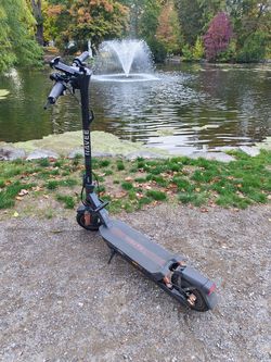 NAVEE GT5 Max | Smart Commuter Scooter with TCS