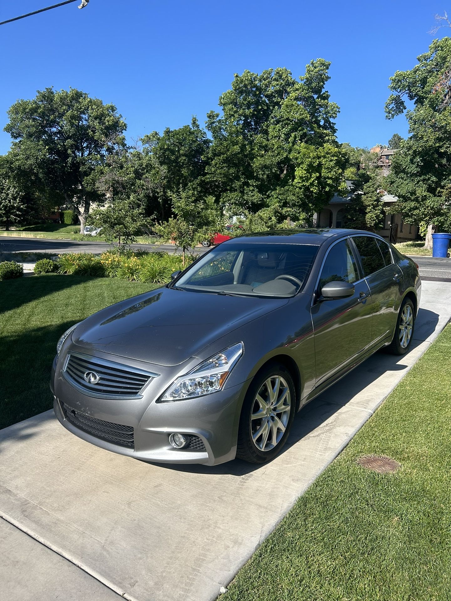 2013 Infiniti G37 Sedan