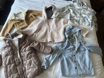 Girls Sweaters/Jackets