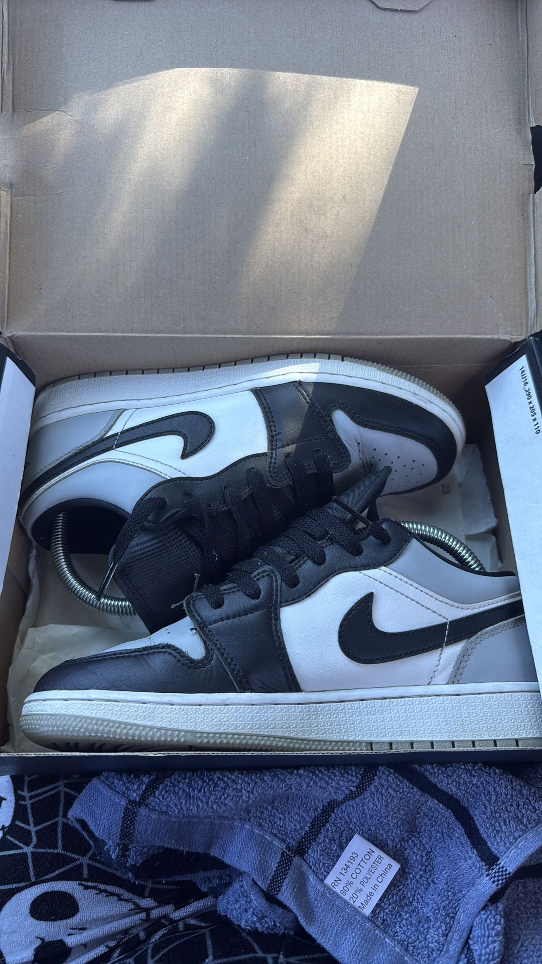 Jordan 1 Low Shadows