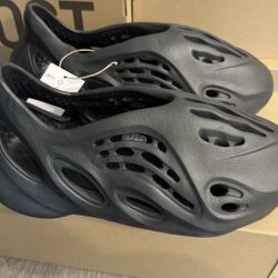 Adidas Yeezy Foam Runner RNNR - Onyx | HP8739 | Size 14 Mens | 