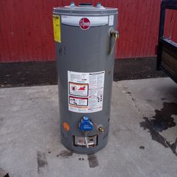 40 Gallon Hot Water tank