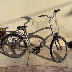 2 Townie Beach Cruisers
