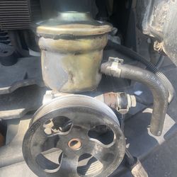 Power steering pump for 2006 Toyota Tacoma