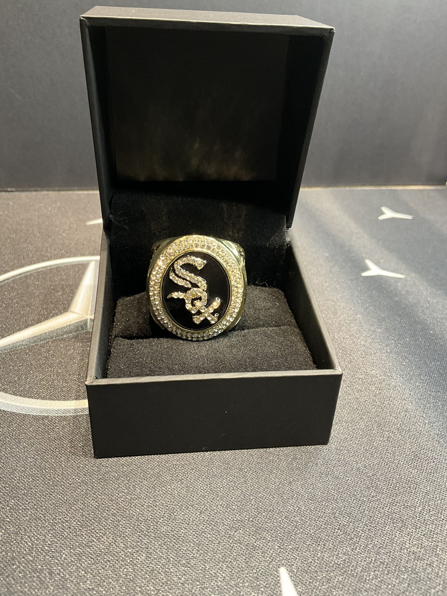 2005 Replica White Sox Ring