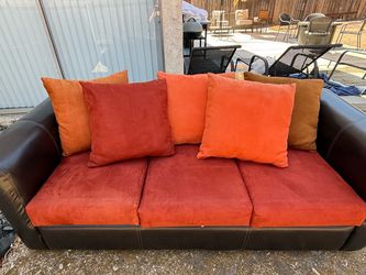 Couch/ Furniture
