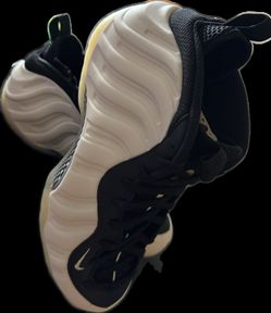 Nike Air Foamposite One Light