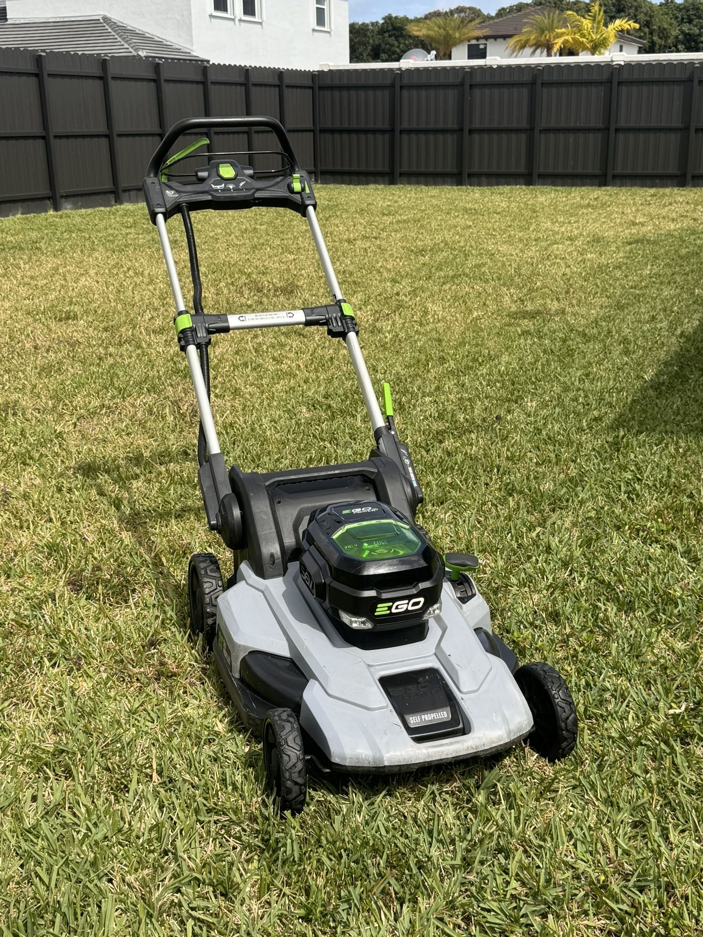 21”  Self Propelled Ego Lawnmower Lawn Mower No Battery