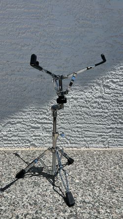 Snare stand