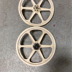 Old School BMX Skyway Wheels Vintage Mag Wheels Amazing Condition 