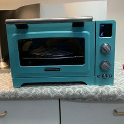 18” X 13” Kitchen Aid 12” Conventional Digital Countertop Oven Like New