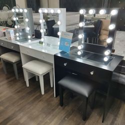 Brand New Vanity Sets With Hollywood Mirror USB & POWET outlet $389 FREE STOOL