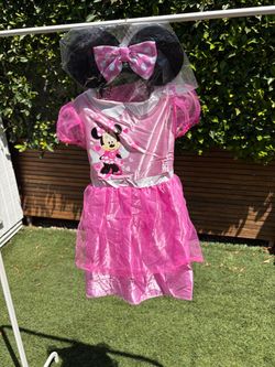Minnie Mouse costume