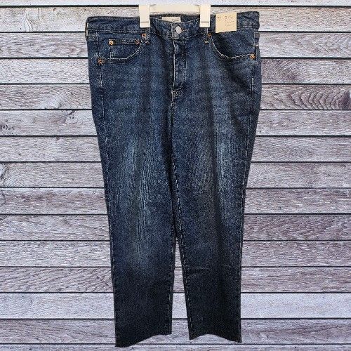 Universal Threads Mid-rise 80s Slim Jeans  Brand New Size 17