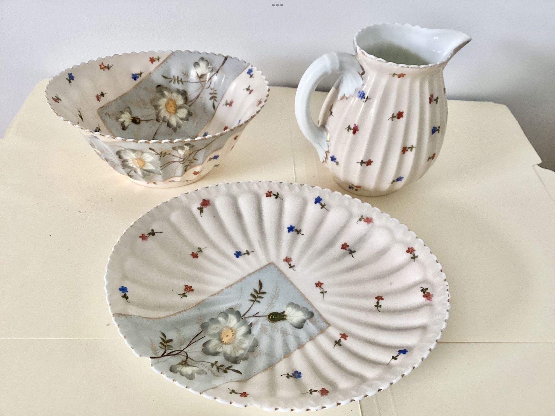 Antique 3 Pcs. Mark & Gutherz in Carlsbad Austria Porcelain Pitcher Bowl Basin Model #1917 Exquisite