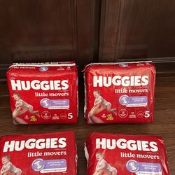 Huggies size 5 bundle sale 4 for $28