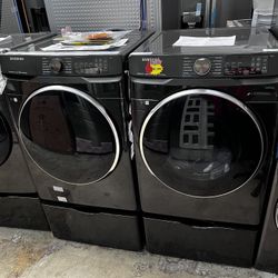 SAMSUNG NEW FRONT LOAD 5.0 Cu Ft WASHER AND GAS DRYER