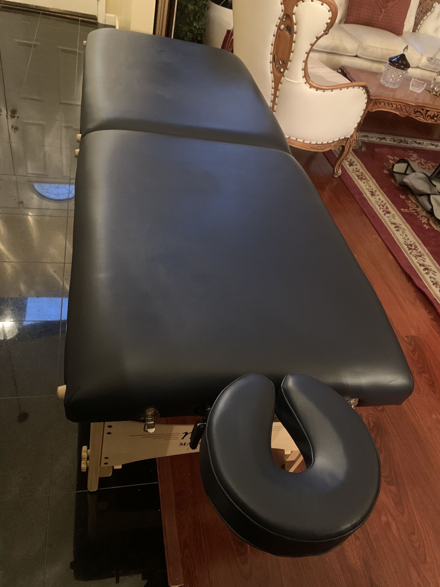 Master Massage Table 