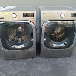 NEW !! LG THINQ MEGA CAPACITY 5.2 CU FT FRONT LOAD STEAM WASHER AND GAS DRYER SET/ WIFI 