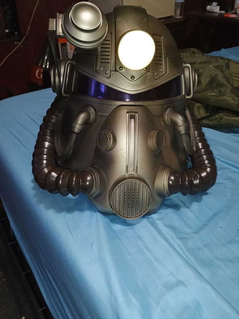 Fallout T-51b wearable Power Armor Helmet