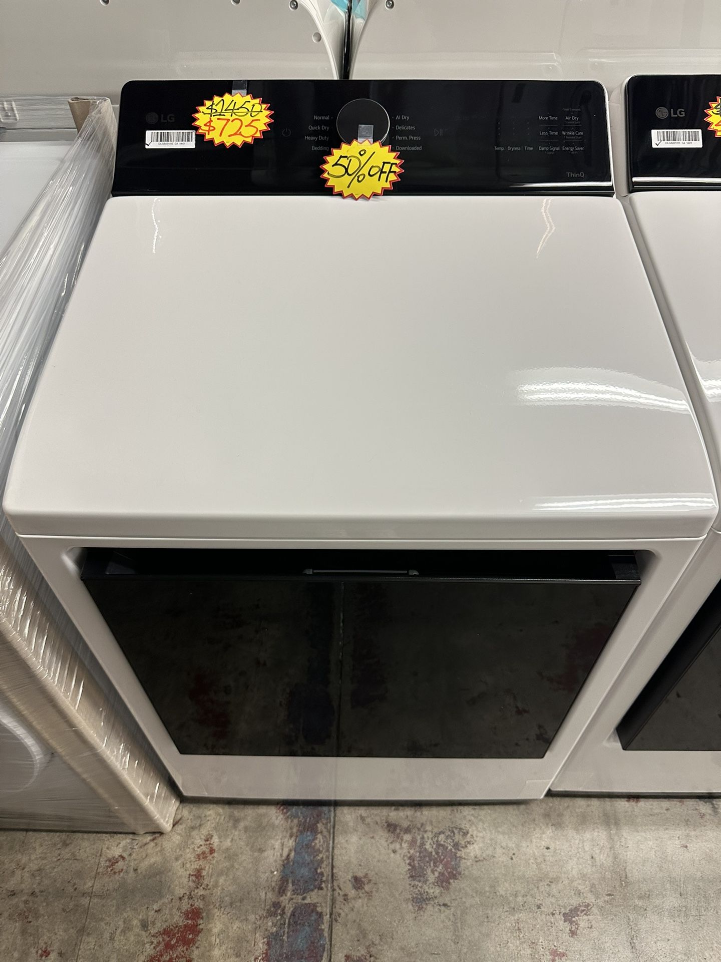 🔥 LG 7.3 cu. ft. Vented SMART Gas Dryer 🔥