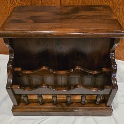 End Table w/Cabinet and Magazine Holder