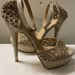 Thalia Sodi Women’s Felisa Peep Toe  Special Occasion High Heel Sandals