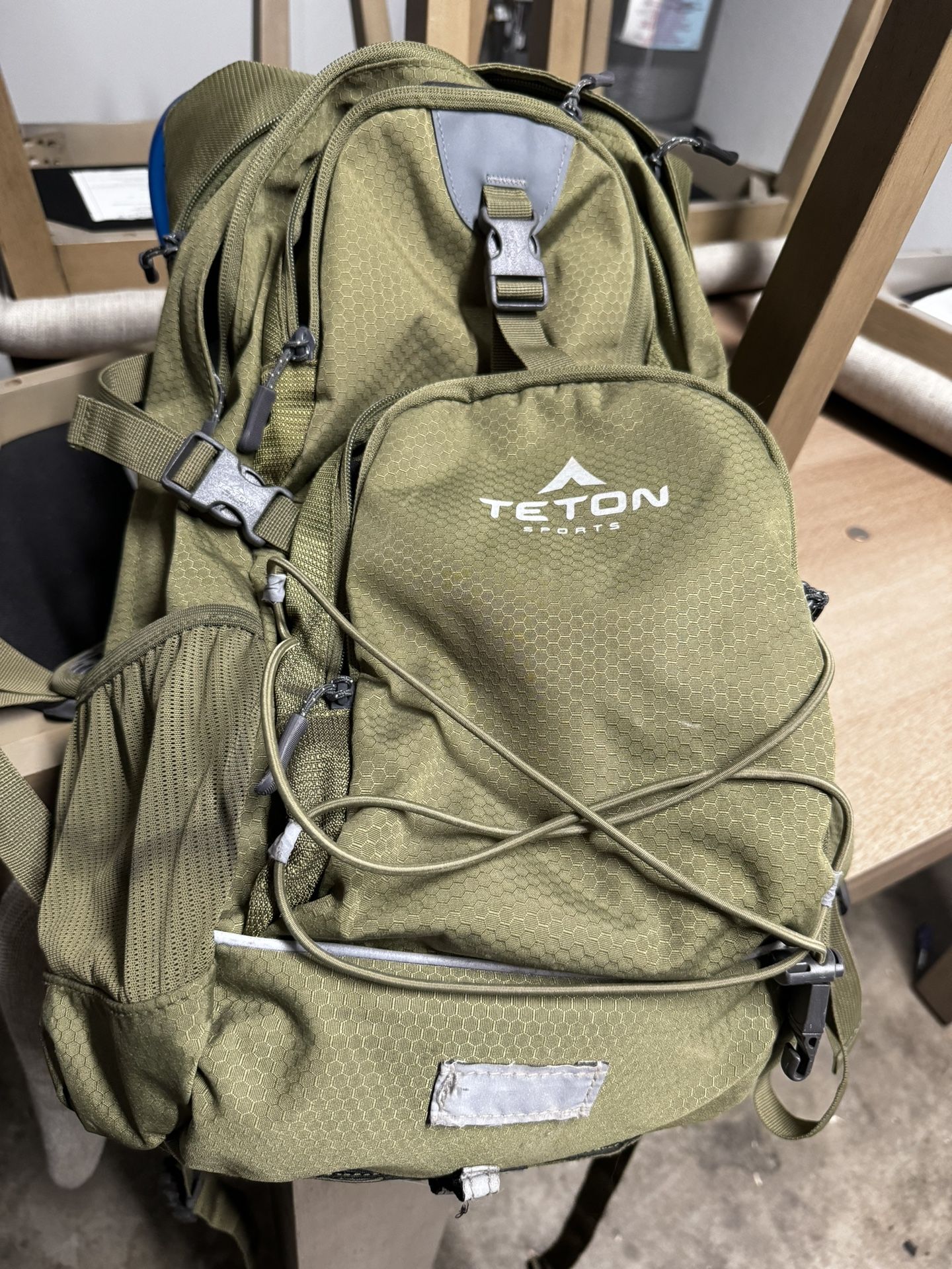Teton Hiking Backpack – Great Condition!