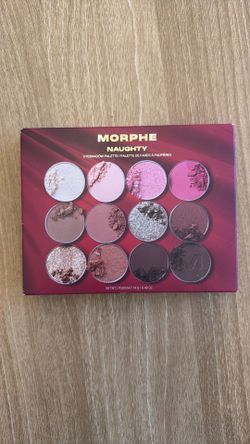 Eyeshadow palette