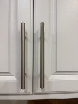 Cabinet hardware