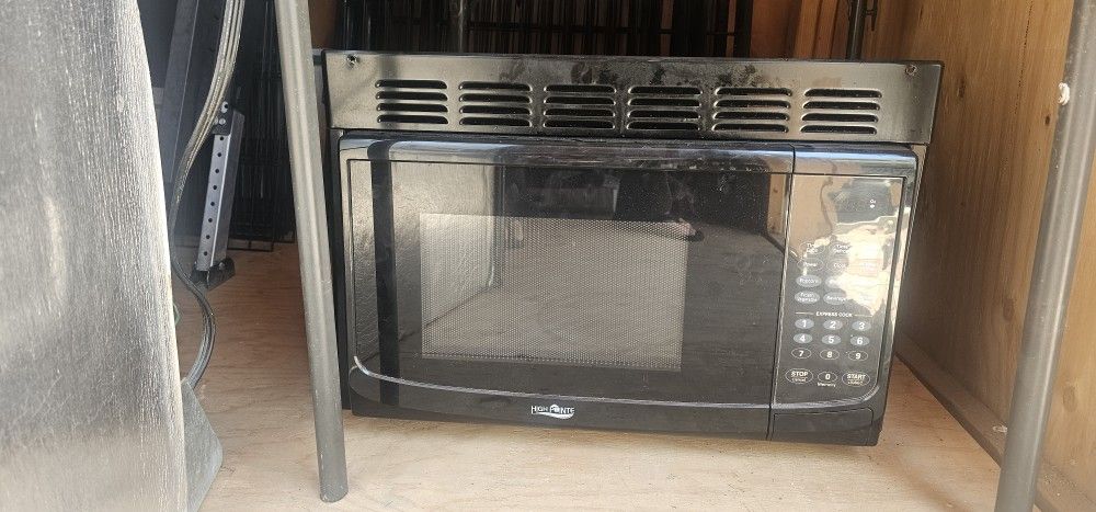 2017 High point Built in microwave