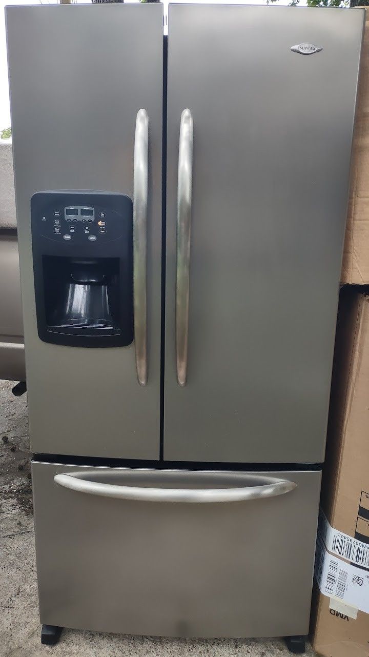 Maytag Ice2O Series French Door Refrigerator