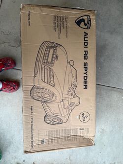 Audi R8 Spyder rollplay kids car