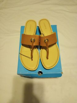 Liz Claiborne LC lively Cognac New In Box Size 10