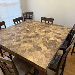 Kitchen Table & Chairs