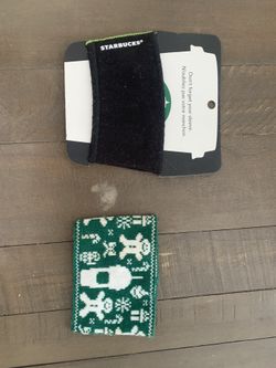 Starbucks are-useable Sleeves .