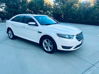 2017 Ford Taurus