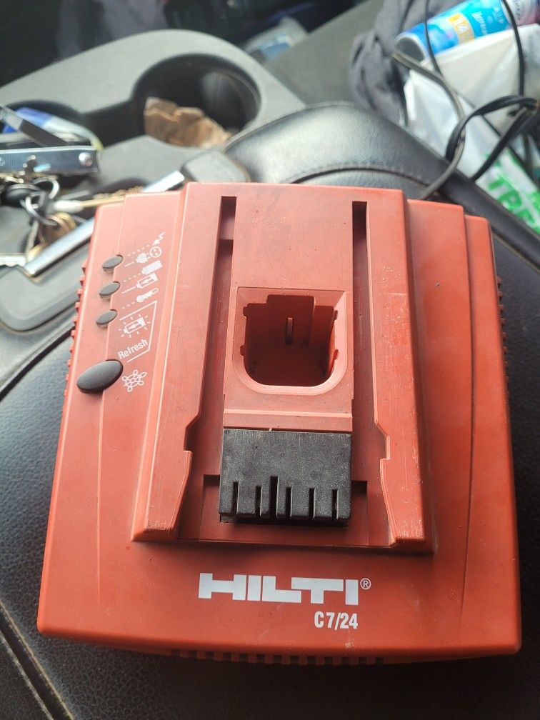 Hilti Charger