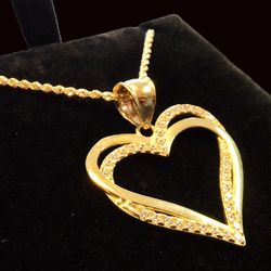 NEW 10K GOLD LADIES HEART PENDANT WITH CHAIN