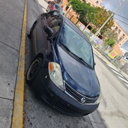 Nissan Versa 