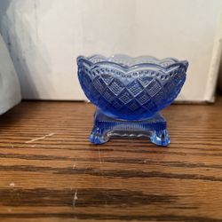 Vintage Fostoria Avon Master Salt Cellar Diamond Pattern 1960’s.  