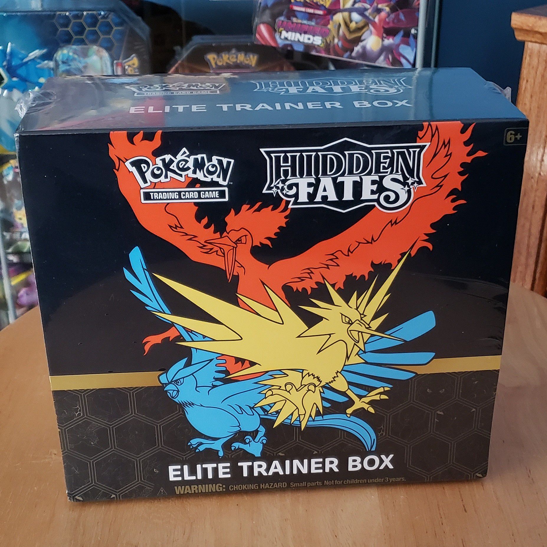 Hidden Fates Pokemon Elite Trainer Box