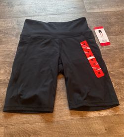 New Women’s Short Medium