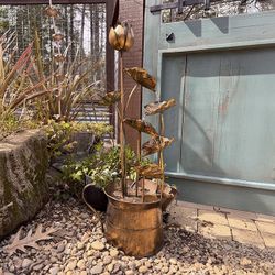 LOW PRICE MOVING- $450 + Tax Retail BEAUTIFUL AGED COPPER GARDEN FOUTAIN 