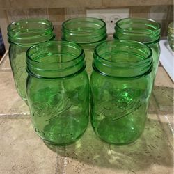 Vintage-Antique Set Of 5 Green Mason Jars