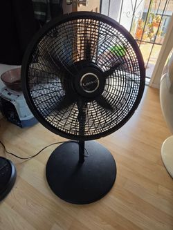 Floor fan lasko